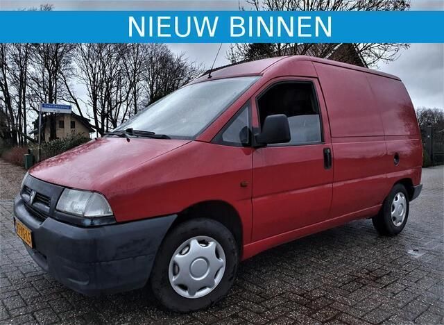Rood Gebruikt 1999 Citroën Jumpy MPV | € 3.895 - Afbeelding 1/4