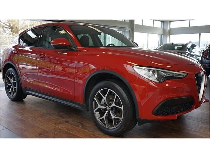 Rood Gebruikt 2019 Alfa Romeo Stelvio Super SUV | € 34.950 (Goede deal) - Afbeelding 1/4