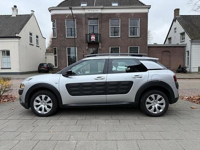 Grijs (metallic) Gebruikt 2016 Citroën C4 Business Class SUV | € 9.850 (Super prijs) - Afbeelding 1/4