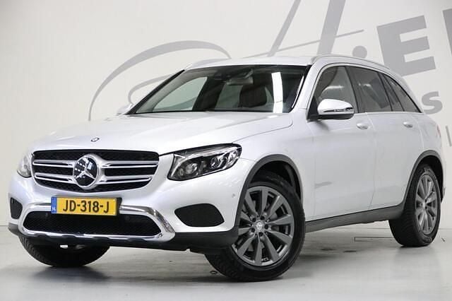 Grijs Occasion 2015 Mercedes GLC250 SUV | € 21.650 (Super prijs) - Afbeelding 1/4
