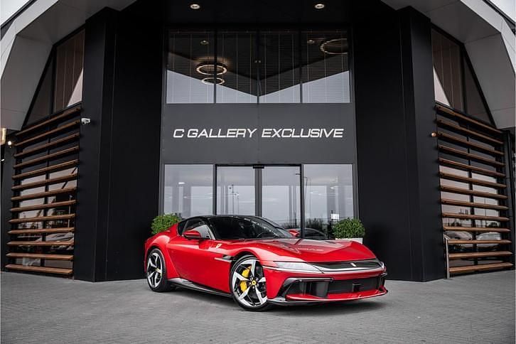Rood Gebruikt 2025 Ferrari 12Cilindri Coupé | € 649.995 - Afbeelding 1/4