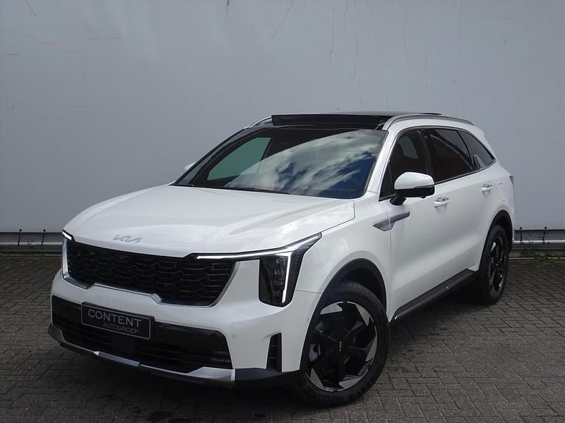 Snow white pearl (wit metallic) Occasion 2024 Kia Sorento SUV | € 64.840 (Eerlijke prijs) - Afbeelding 1/4