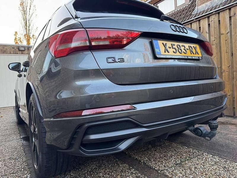 Grijs Gebruikt 2020 Audi Q3 Proline SUV | € 27.500 (Super prijs) - Afbeelding 1/4
