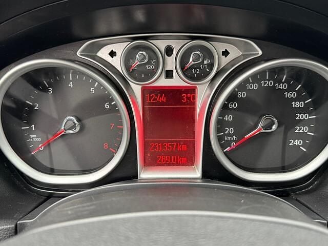 Occasion Ford Focus Limited 125 PK (91 kW) 2010 Grijs Stationwagen