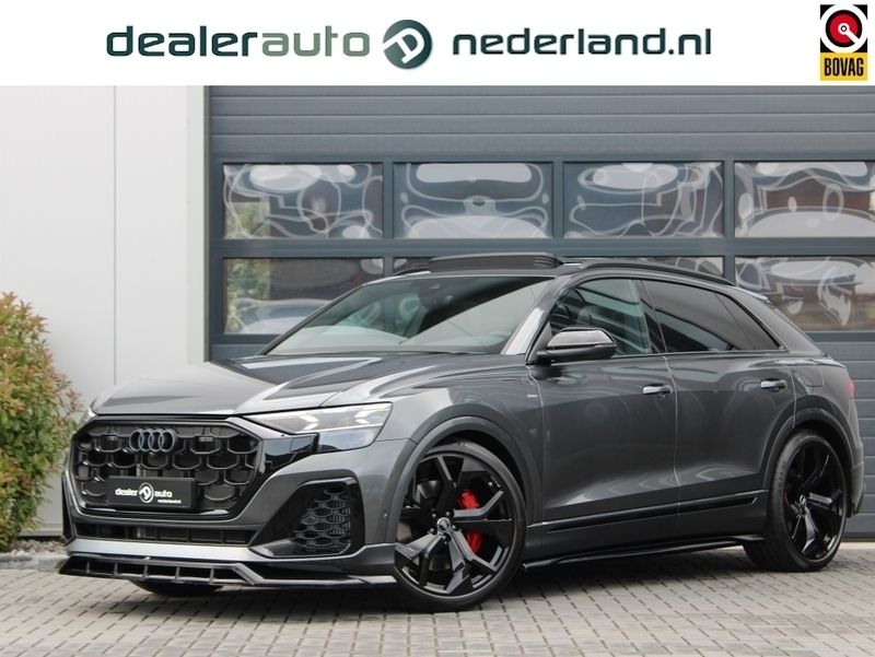 Grijs Nieuw 2025 Audi Q8 e-tron Competition SUV | € 119.600 - Afbeelding 1/4
