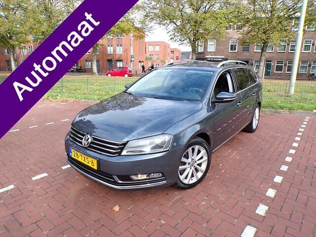 Grijs Gebruikt 2012 VW Passat Executive Stationwagen | € 9.944 (Eerlijke prijs) - Afbeelding 1/4