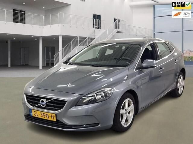 Grijs Gebruikt 2015 Volvo V40 Business Edition Hatchback | € 5.750 (Super prijs) - Afbeelding 1/4