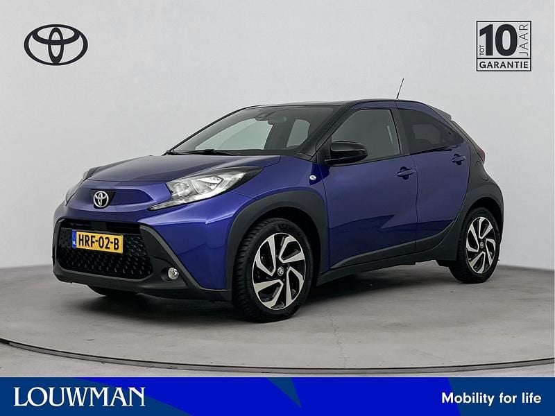 Blauw Gebruikt 2023 Toyota Aygo Limited Hatchback | € 17.500 (Eerlijke prijs) - Afbeelding 1/3