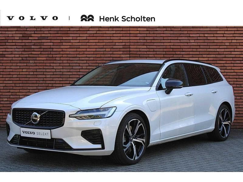 Gebruikt 2022 Volvo V60 Ultimate Stationwagen | € 47.750 (Duur) - Afbeelding 1/4