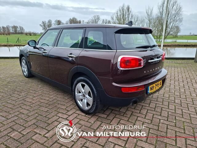 Occasion Mini One Clubman 102 PK (75 kW) 2017 Rood Stationwagen
