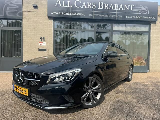 Zwart Gebruikt 2017 Mercedes CLA180 Shooting Brake Business Stationwagen | € 18.750 (Eerlijke prijs) - Afbeelding 1/4