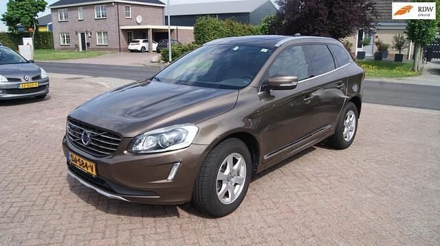 Bruin Gebruikt 2016 Volvo XC60 SUV | € 14.950 (Goede deal) - Afbeelding 1/4