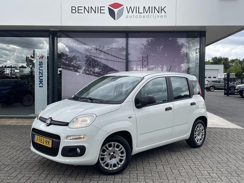 Wit Gebruikt 2017 Fiat Panda Pop Star Hatchback | € 6.990 (Eerlijke prijs) - Afbeelding 1/4