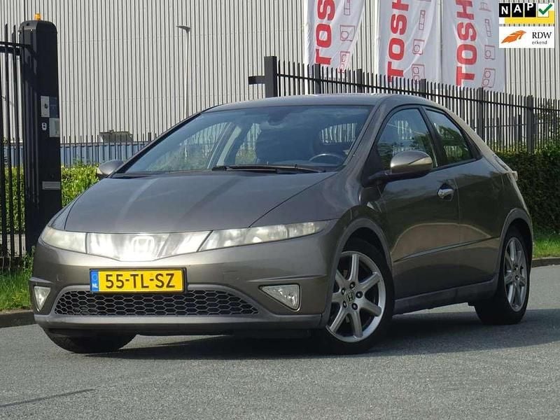 Grijs Gebruikt 2006 Honda Civic Sport Hatchback | € 1.999 (Goede deal) - Afbeelding 1/4