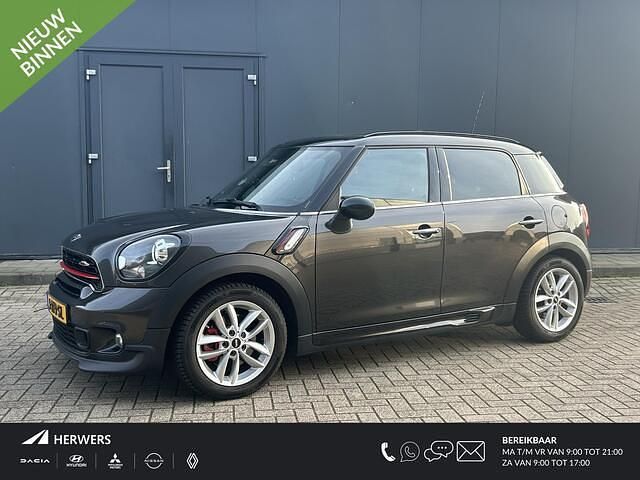 Bruin Gebruikt 2015 Mini John Cooper Works Countryman Chili SUV | € 16.435 (Goede deal) - Afbeelding 1/4
