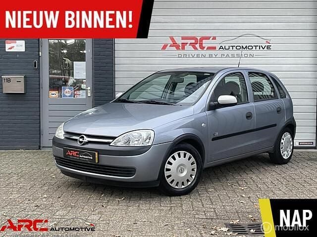 Grijs Gebruikt 2003 Opel Corsa Njoy Hatchback | € 1.450 (Eerlijke prijs) - Afbeelding 1/4