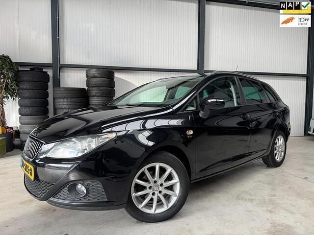 Zwart Gebruikt 2011 Seat Ibiza ST Style Stationwagen | € 3.950 (Goede deal) - Afbeelding 1/4