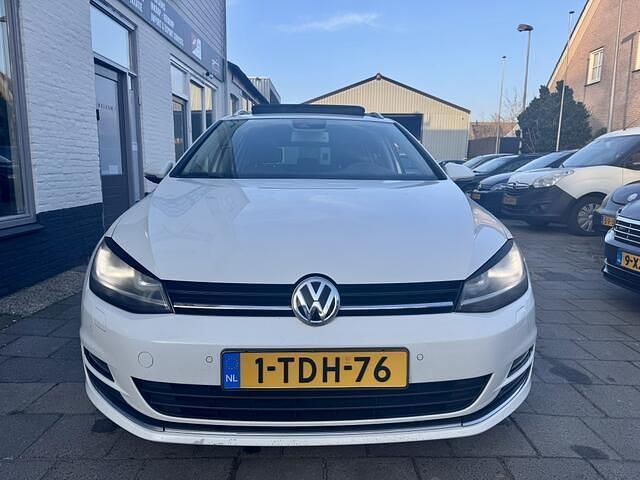 Occasion VW Golf VII Highline 110 PK (80 kW) 2014 Wit Stationwagen