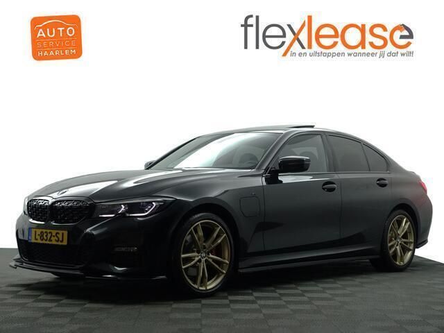 Zwart Gebruikt 2021 BMW 320 M Performance Sedan | € 34.900 (Eerlijke prijs) - Afbeelding 1/4