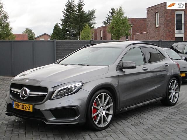 Grijs Gebruikt 2014 Mercedes GLA45 AMG AMG SUV | € 27.950 (Eerlijke prijs) - Afbeelding 1/4