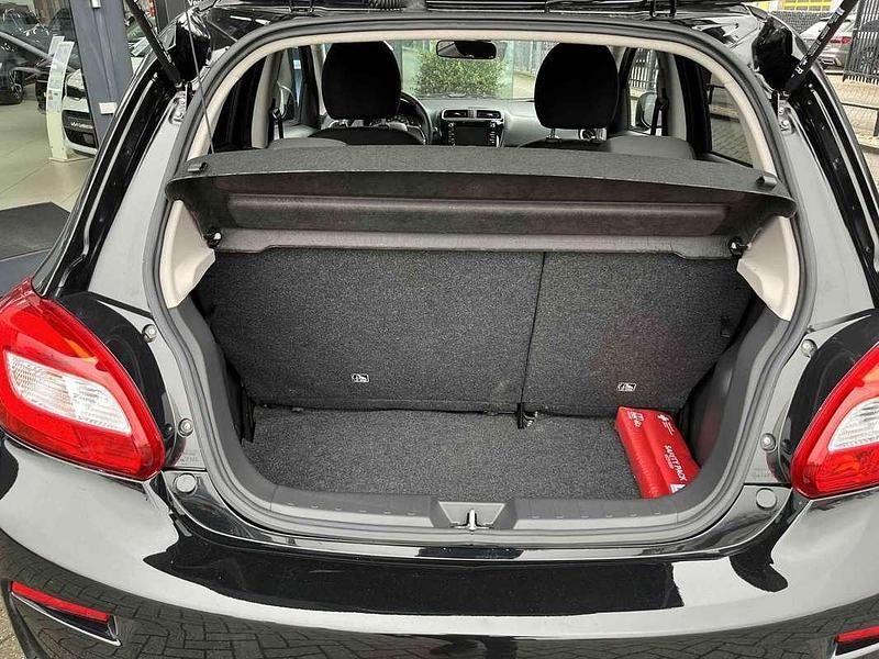 Occasion Volvo V40 122 PK (89 kW) 2017 Sedan