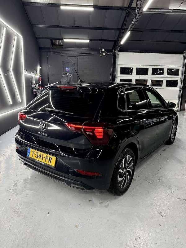 Occasion VW Polo R-line 95 PK (69 kW) 2022 Zwart Hatchback