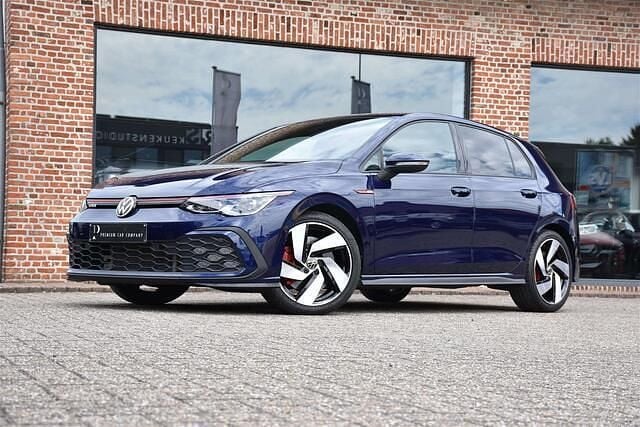 Blauw Occasion 2021 VW Golf Sedan | € 30.900 (Super prijs) - Afbeelding 1/4