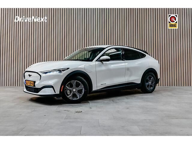 Wit Occasion 2022 Ford Mustang Mach-E SUV | € 29.895 (Goede deal) - Afbeelding 1/4
