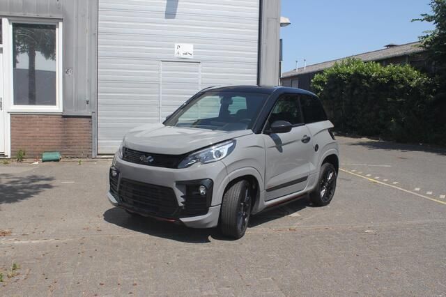 Grijs Gebruikt 2023 Ligier JS60 Hatchback | € 17.795 (Eerlijke prijs) - Afbeelding 1/4