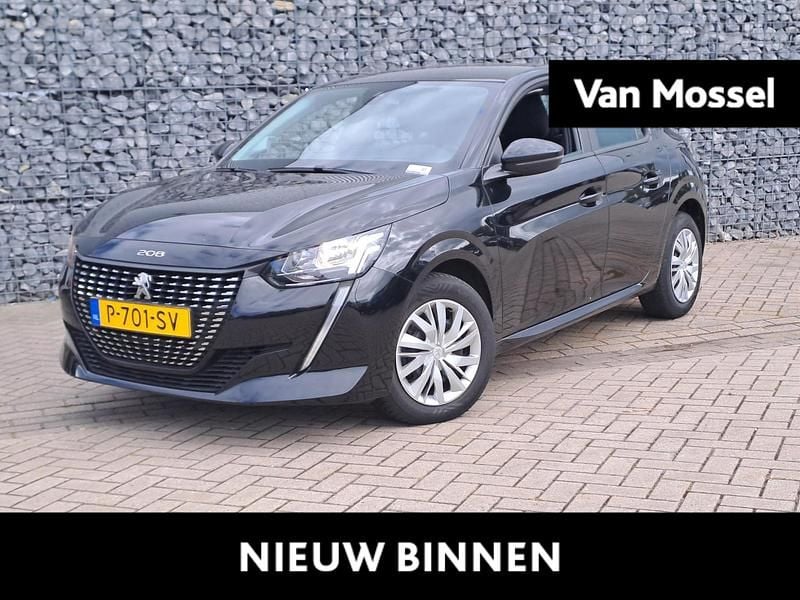 Zwart Gebruikt 2022 Peugeot 208 Active Hatchback | € 14.240 (Goede deal) - Afbeelding 1/4
