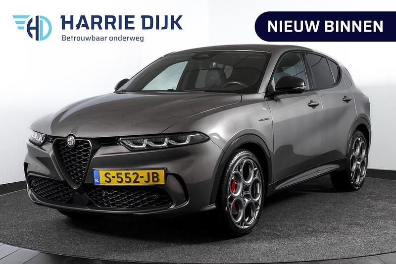 Grijs Gebruikt 2023 Alfa Romeo Tonale Veloce SUV | € 31.995 (Goede deal) - Afbeelding 1/4