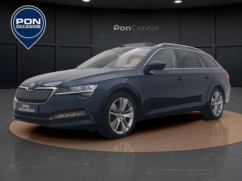 Blauw Gebruikt 2022 Skoda Superb Business Line Stationwagen | € 27.450 (Eerlijke prijs) - Afbeelding 1/3