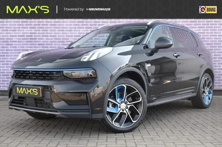 Zwart Gebruikt 2022 Lynk & Co 01 SUV | € 27.894 (Eerlijke prijs) - Afbeelding 1/4