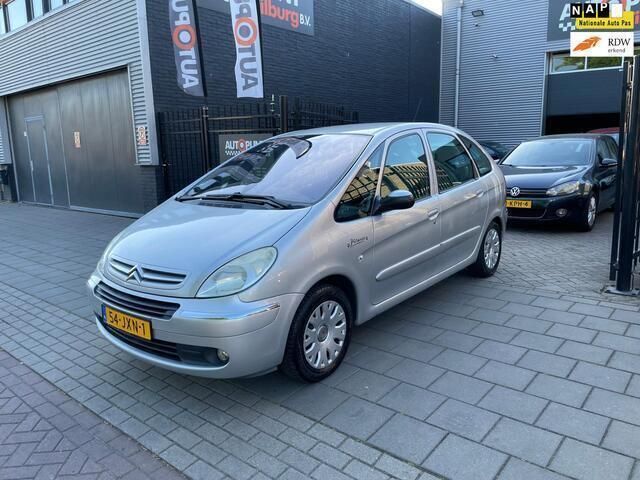 Grijs Gebruikt 2009 Citroën Xsara Picasso MPV | € 1.499 (Eerlijke prijs) - Afbeelding 1/4