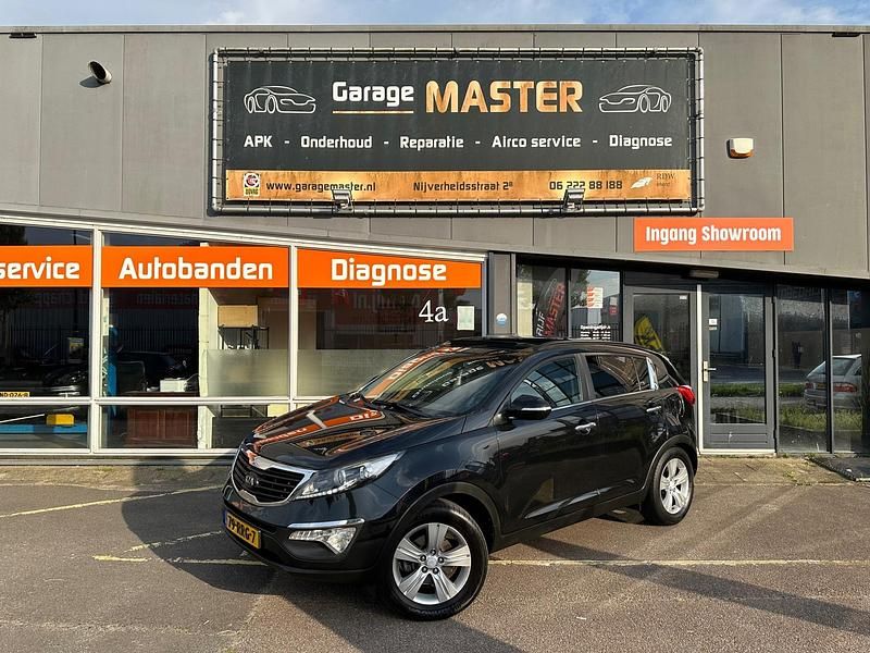 Zwart Gebruikt 2011 Kia Sportage Plus SUV | € 6.250 (Eerlijke prijs) - Afbeelding 1/4