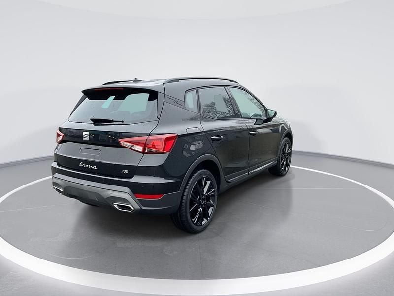 Nieuw Seat Arona Business 95 PK (69 kW) 2025 Zwart, metallic lak SUV
