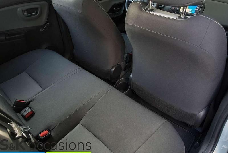 Occasion Toyota Yaris Hybrid 101 PK (74 kW) 2020 Wit Hatchback