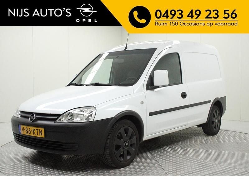 Wit Gebruikt 2009 Opel Combo Sedan | € 4.100 (Eerlijke prijs) - Afbeelding 1/4