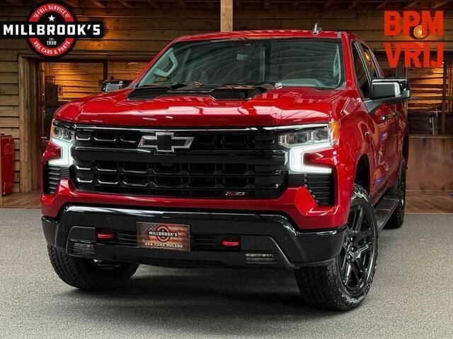 Rood Nieuw 2024 Chevrolet Silverado Van | € 64.950 (Super prijs) - Afbeelding 1/4
