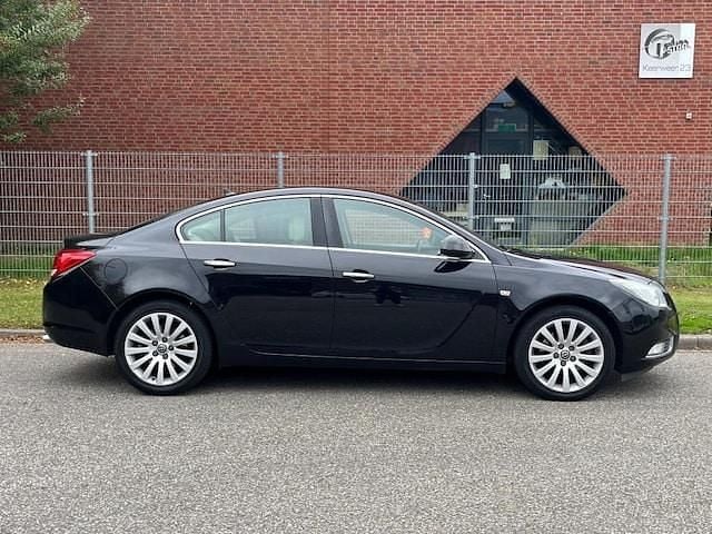 Occasion Opel Insignia Edition 220 PK (161 kW) 2009 Zwart Sedan
