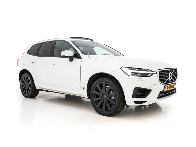 Wit Gebruikt 2018 Volvo XC60 Momentum SUV | € 25.945 (Eerlijke prijs) - Afbeelding 1/4