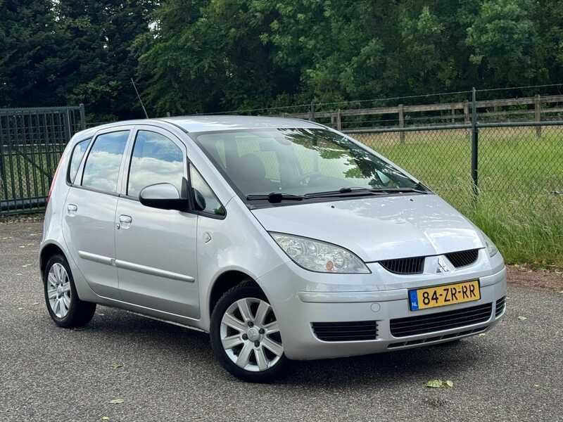 Grijs Gebruikt 2008 Mitsubishi Colt Invite+ Hatchback | € 1.950 (Eerlijke prijs) - Afbeelding 1/4