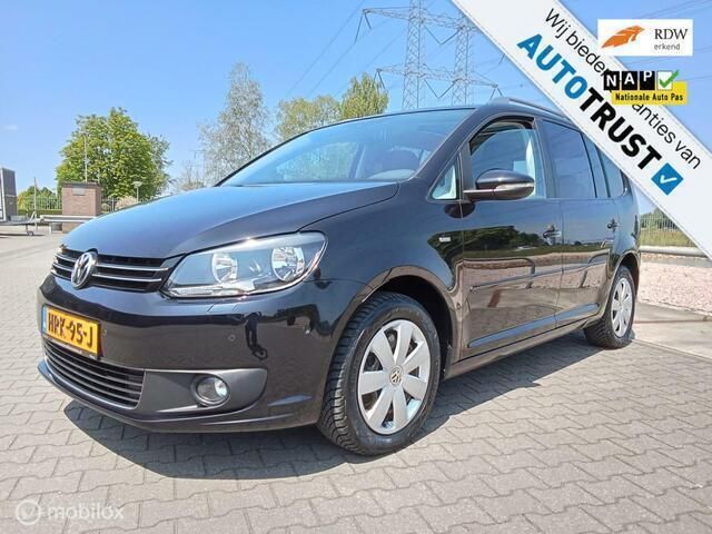 Zwart Gebruikt 2014 VW Touran Comfortline MPV | € 13.999 (Iets duurder) - Afbeelding 1/4