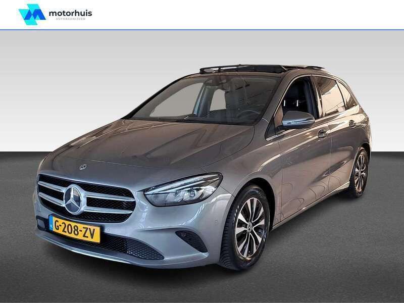 Grijs Gebruikt 2020 Mercedes B180 Business MPV | € 21.930 (Goede deal) - Afbeelding 1/4