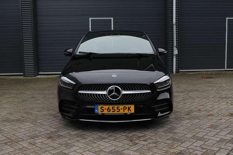 Occasion Mercedes B250 Premium Plus 224 PK (164 kW) 2019 Zwart MPV
