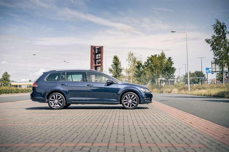 Blauw Gebruikt 2013 VW Golf VII Highline Stationwagen | € 8.450 (Eerlijke prijs) - Afbeelding 1/4