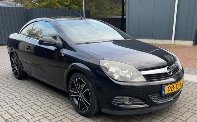 Occasion Opel Astra Cabriolet Cosmo 140 PK (102 kW) 2006 Zwart Cabriolet