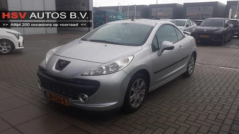 Grijs Occasion 2008 Peugeot 207 CC Cabriolet | € 3.999 (Eerlijke prijs) - Afbeelding 1/3