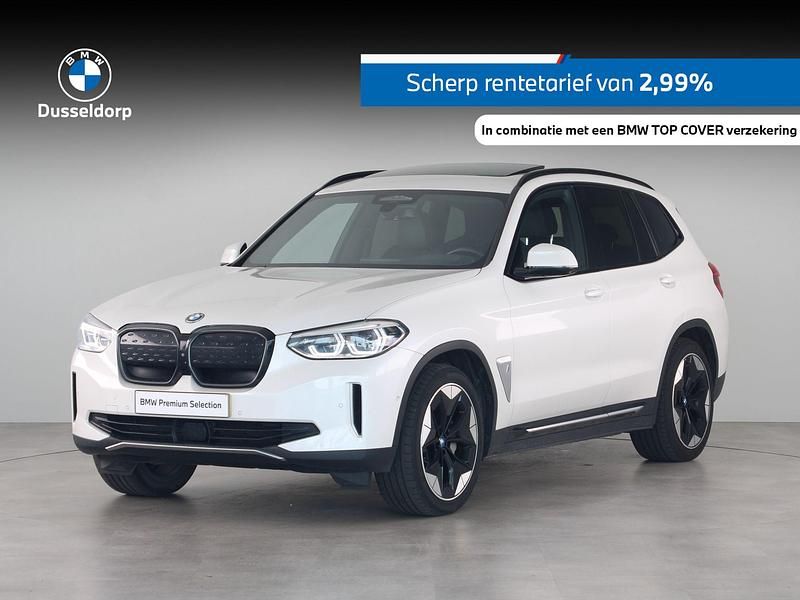 Wit, metallic lak Gebruikt 2021 BMW iX3 Executive SUV | € 35.950 (Eerlijke prijs) - Afbeelding 1/4