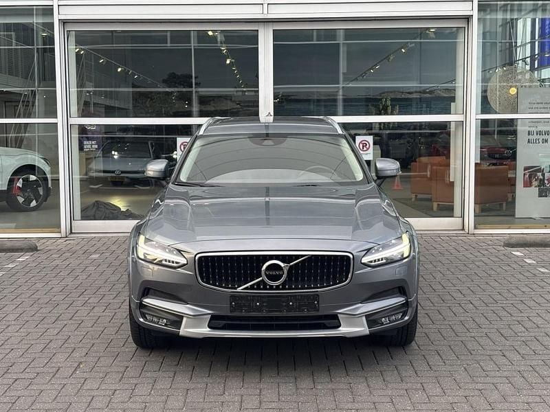 Occasion Volvo V90 CC Pro 251 PK (184 kW) 2018 Grijs Stationwagen